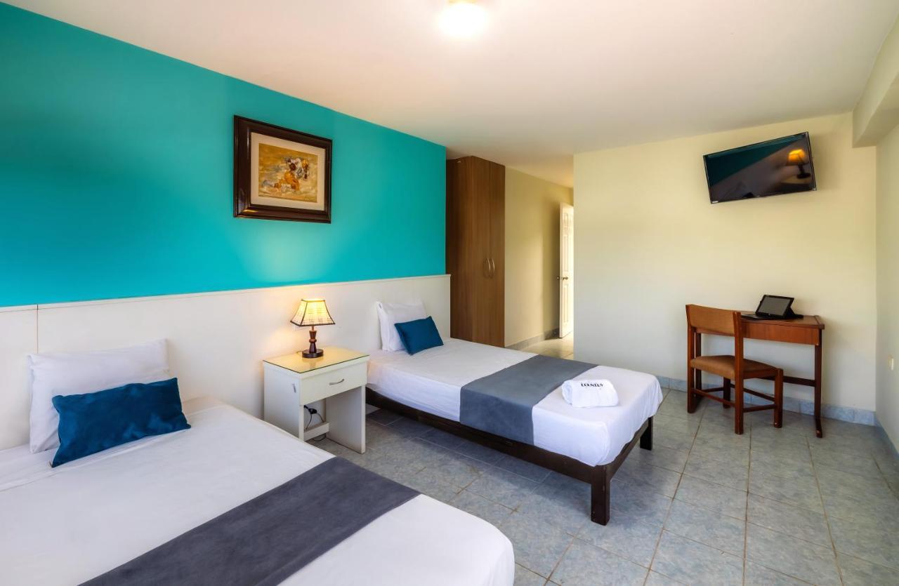 Hotel Country Trujillo Encalada 외부 사진
